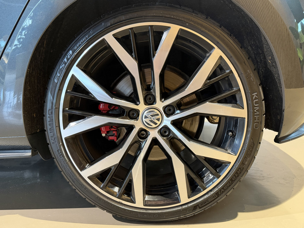 Volkswagen Golf 2.0 TSI GTI 54083641-6.jpg | Tooniek Automotive