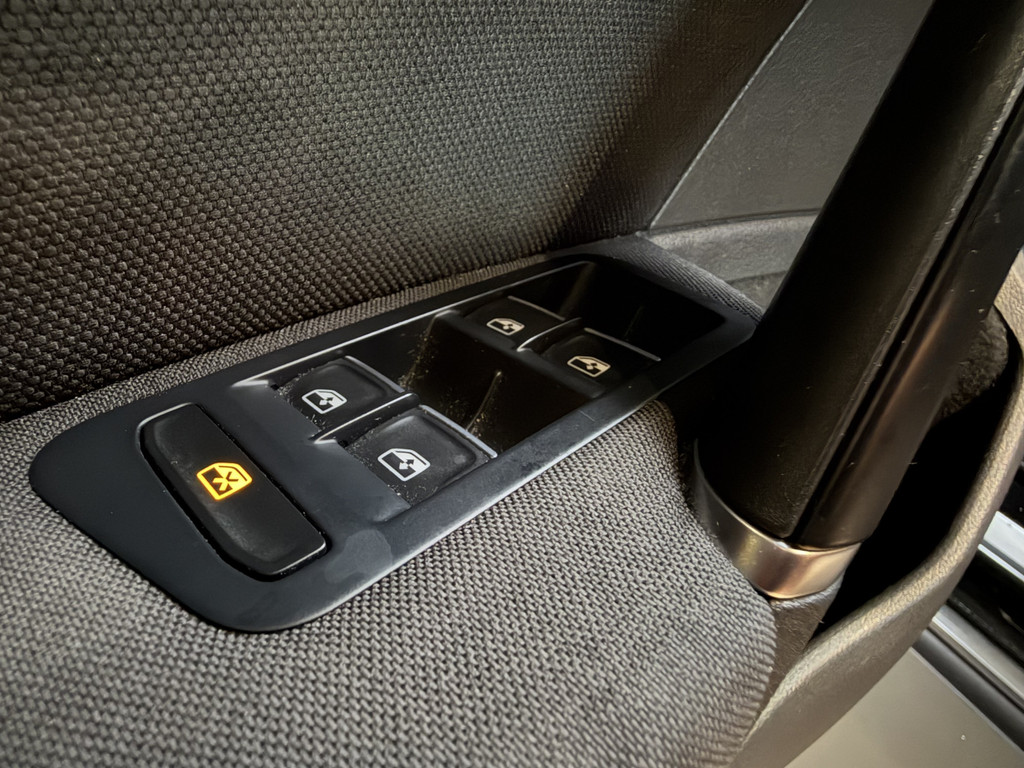 Volkswagen Golf 2.0 TSI GTI 54083641-7.jpg | Tooniek Automotive