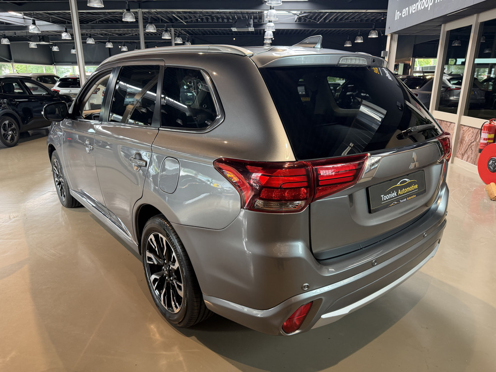 Mitsubishi Outlander 2.0 PHEV instyle 55028764-4.jpg | Tooniek Automotive