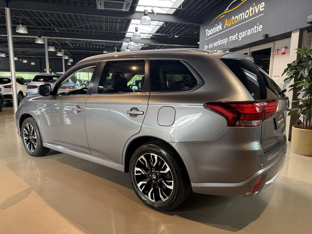 Mitsubishi Outlander 2.0 PHEV instyle 55028764-5.jpg | Tooniek Automotive