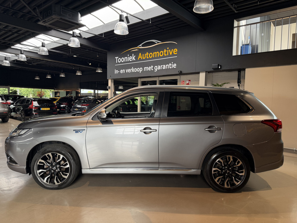 Mitsubishi Outlander 2.0 PHEV instyle 55028764-6.jpg | Tooniek Automotive