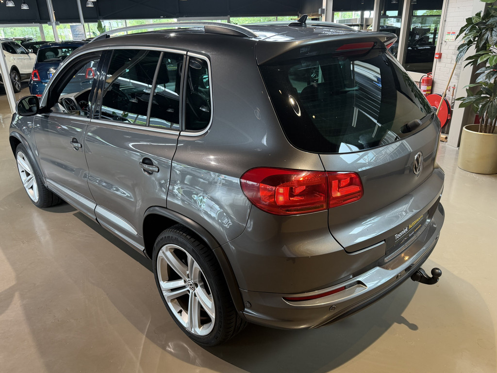 Volkswagen Tiguan 1.4 TSI R-Line Edition 55066710-4.jpg | Tooniek Automotive