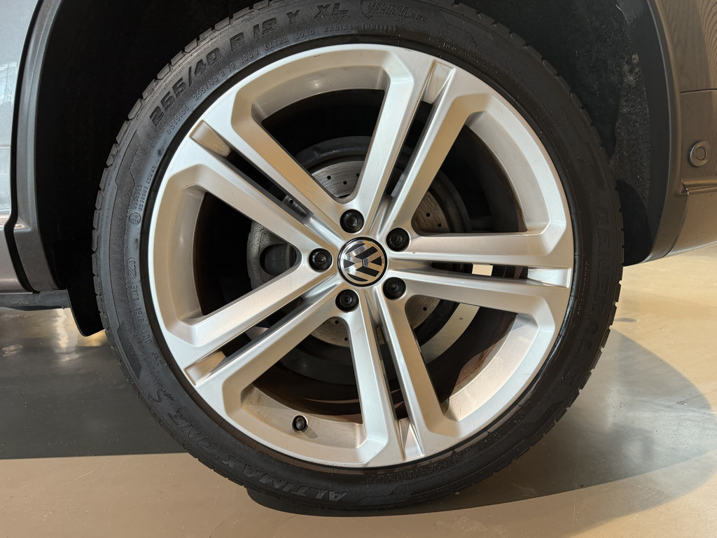 Volkswagen Tiguan 1.4 TSI R-Line Edition 55066710-7.jpg | Tooniek Automotive