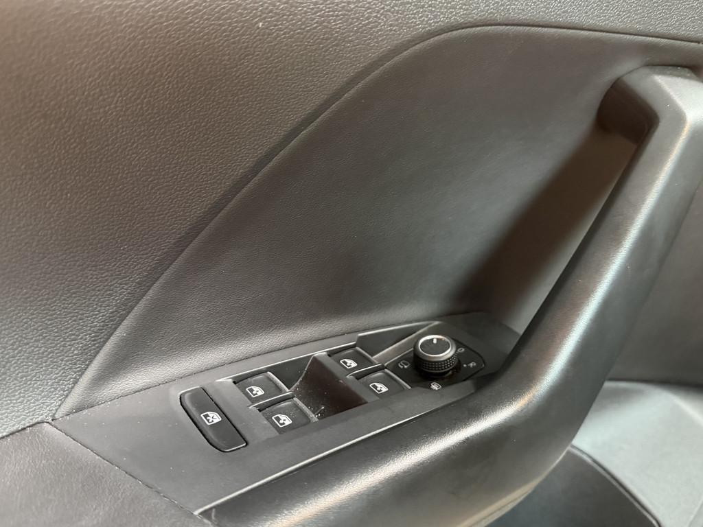 Volkswagen T-Cross 1.0 TSI R-Line Business | AUTOMAAT | 55068445-7.jpg | Tooniek Automotive
