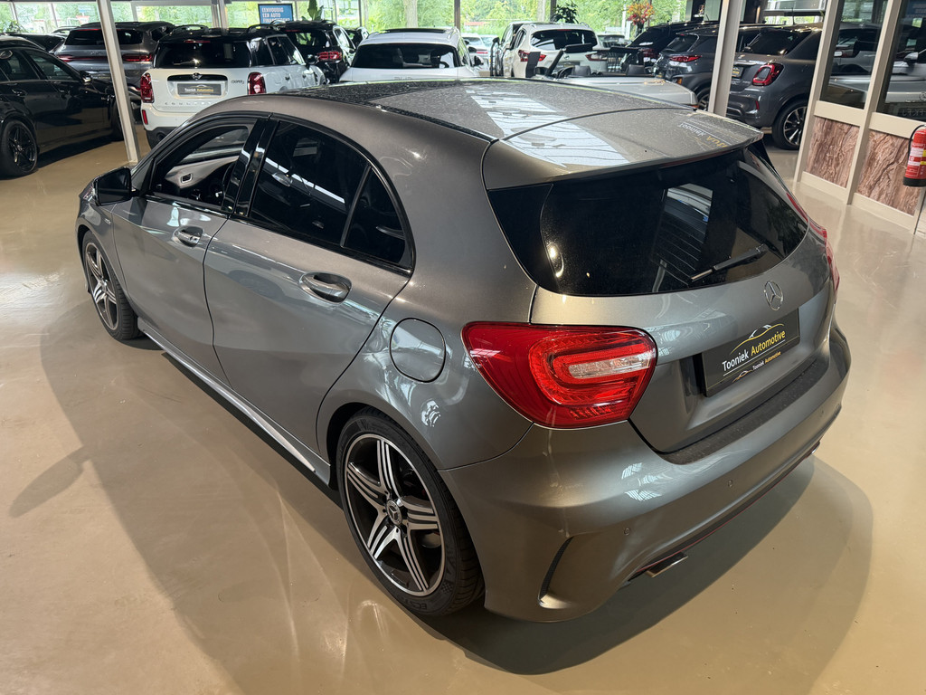 Mercedes-Benz A-Klasse 250 Sport Ambition 55972673-2.jpg | Tooniek Automotive