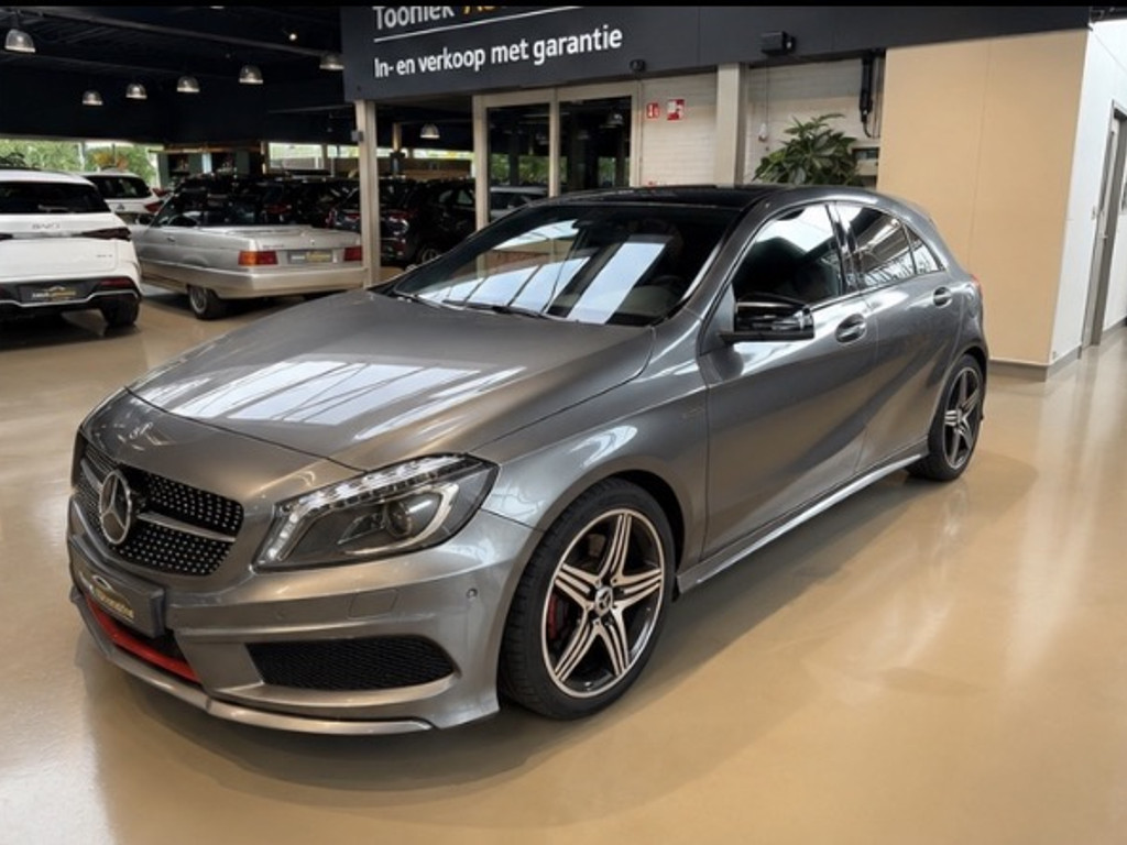 Mercedes-Benz A-Klasse 250 Sport Ambition 55972673-3.jpg | Tooniek Automotive