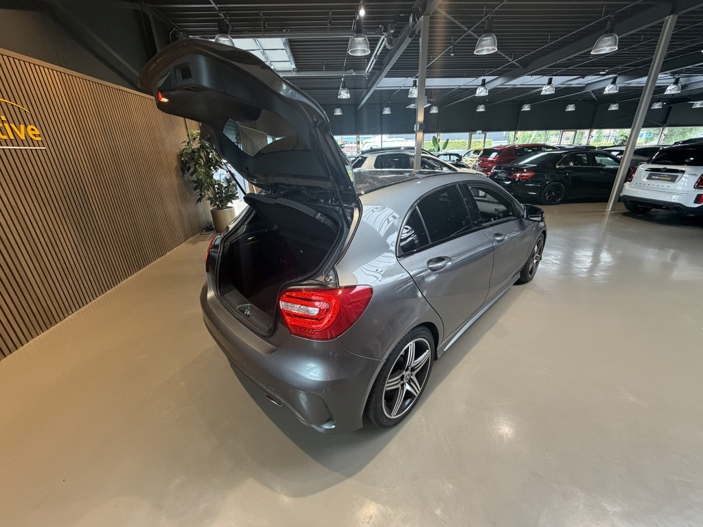 Mercedes-Benz A-Klasse 250 Sport Ambition 55972673-5.jpg | Tooniek Automotive
