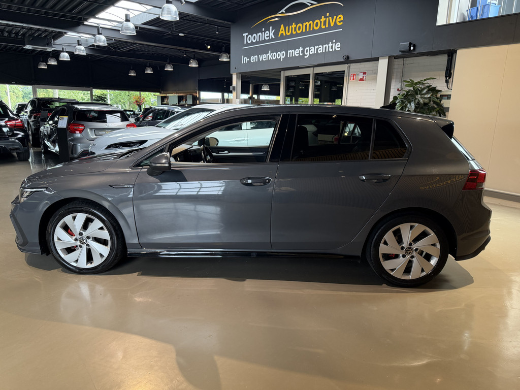 Volkswagen Golf 2.0 TDI Style 56329213-5.jpg | Tooniek Automotive