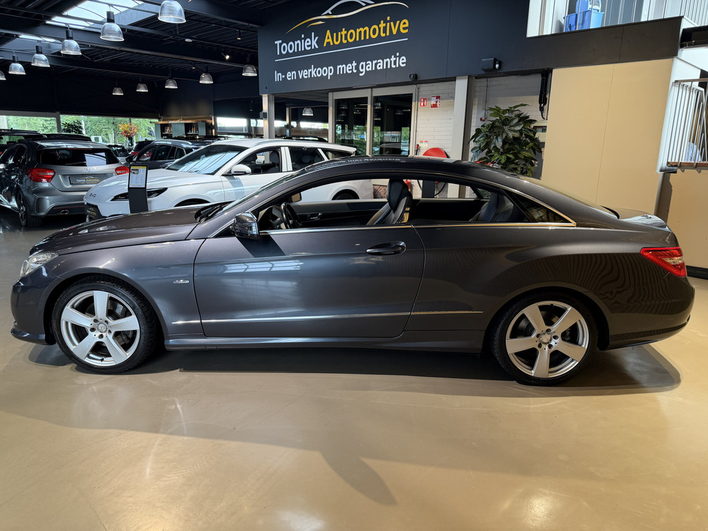 Mercedes-Benz E-Klasse Coupé 200 CGI Avantgarde 56394730-4.jpg | Tooniek Automotive