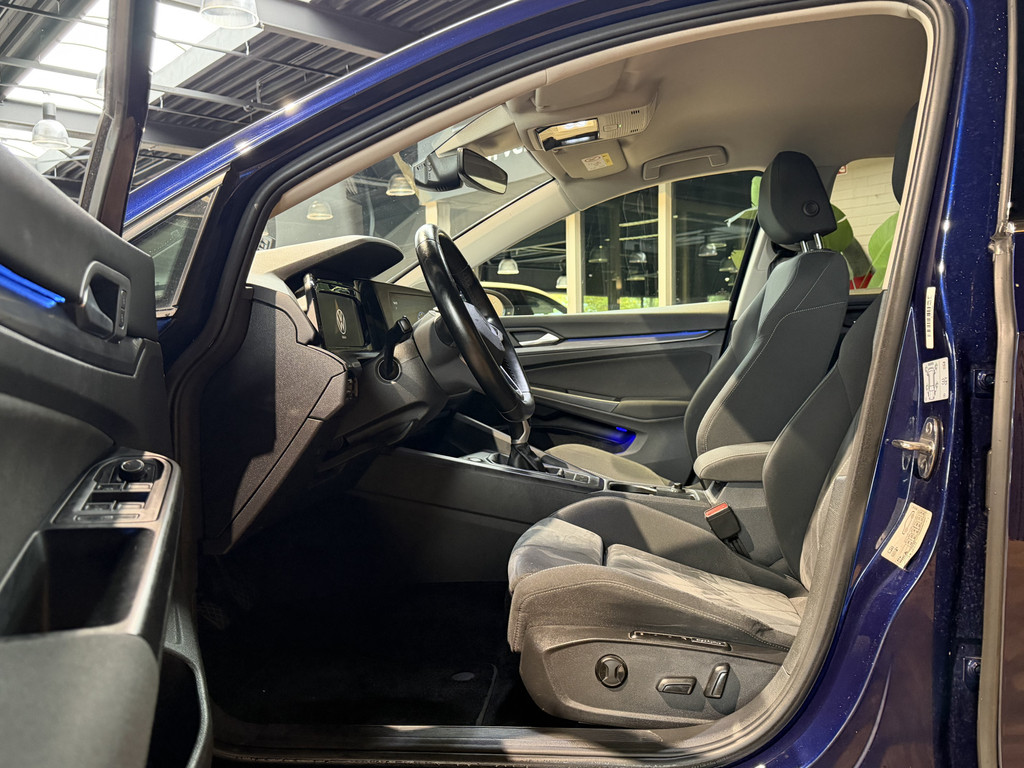 Volkswagen Golf 1.5 TSI R-Line 56766647-7.jpg | Tooniek Automotive