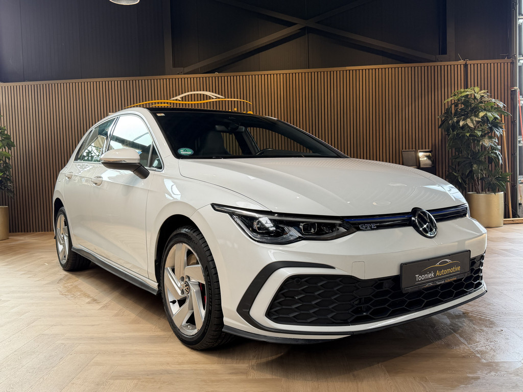 Volkswagen Golf 2.0 TDI Style 56329213-6.jpg | Tooniek Automotive