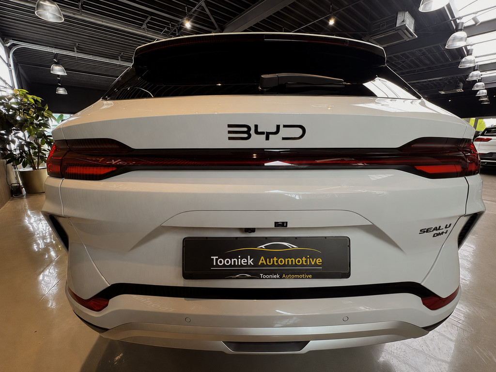 BYD SEAL U NIEUW BINNEN BLACK EDITION 1.5 DM U Boost 57388114-3.jpg | Tooniek Automotive