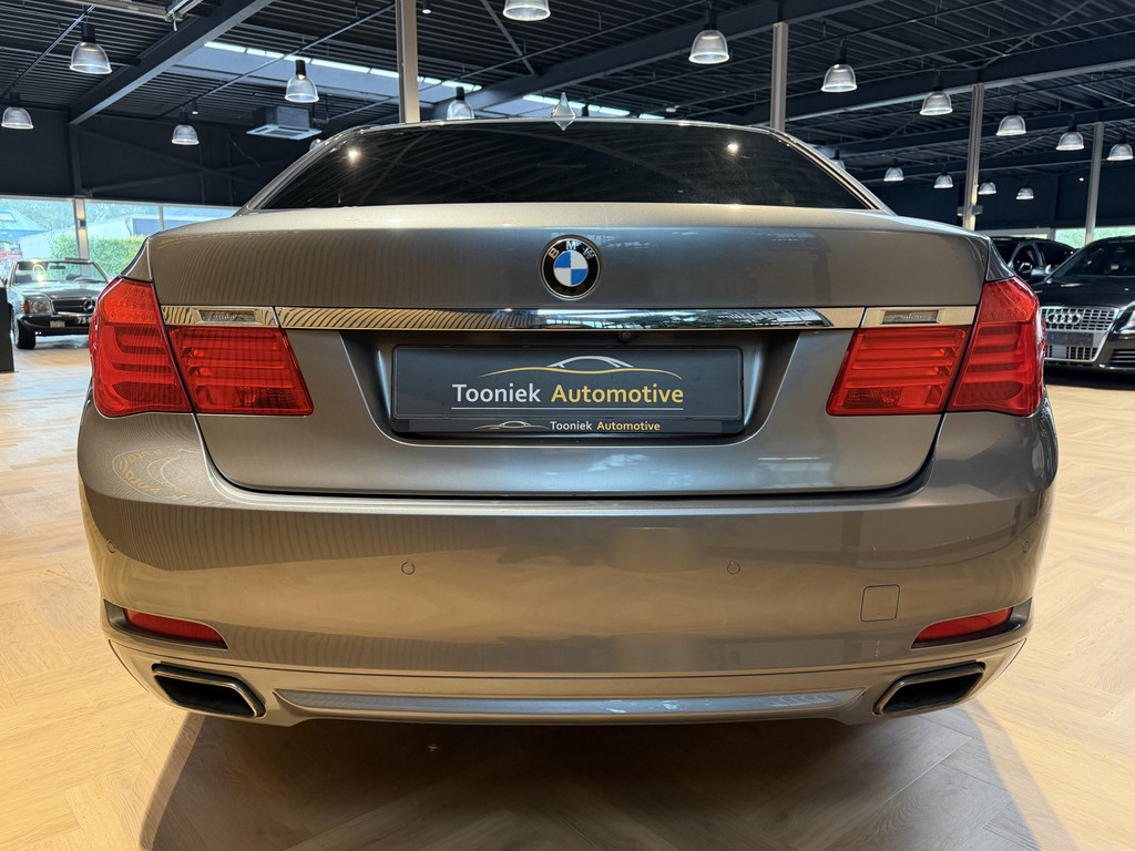 BMW 7 Serie 740d High Executive 57388274-3.jpg | Tooniek Automotive
