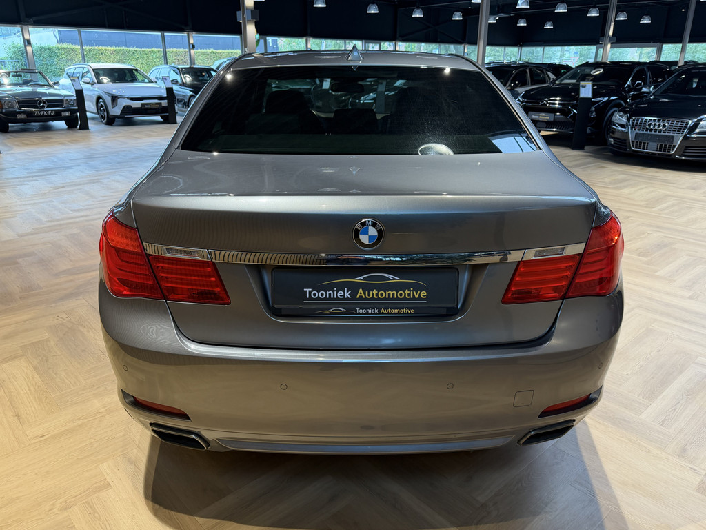 BMW 7 Serie 740d High Executive 57388274-4.jpg | Tooniek Automotive