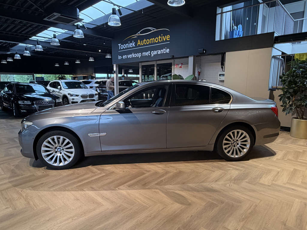 BMW 7 Serie 740d High Executive 57388274-6.jpg | Tooniek Automotive