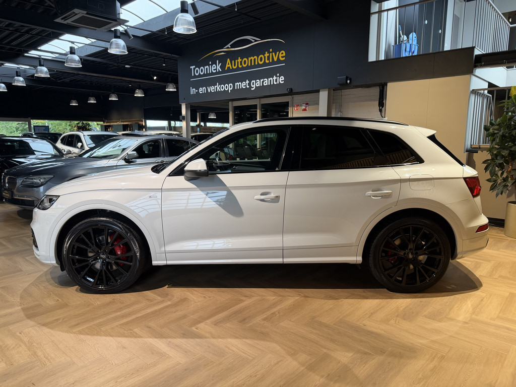 Audi Q5 55 TFSI e quattro Competition 57391164-5.jpg | Tooniek Automotive