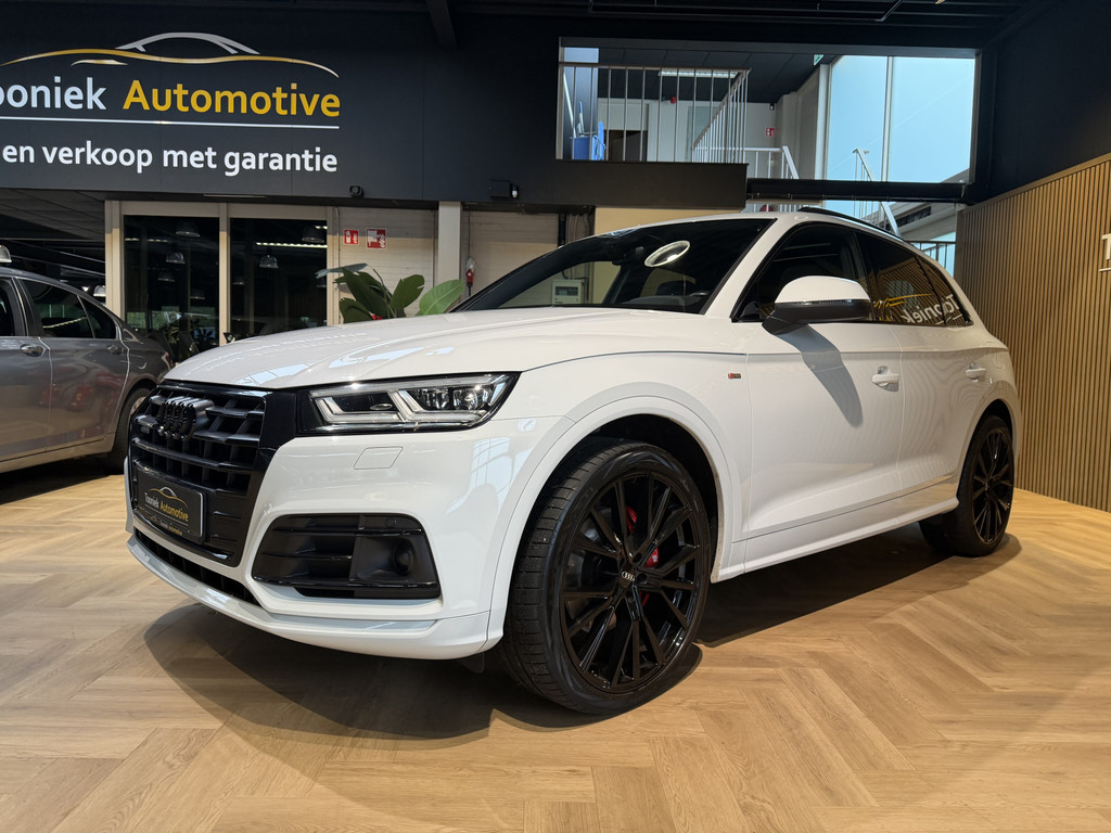 Audi Q5 55 TFSI e quattro Competition 57391164-6.jpg | Tooniek Automotive
